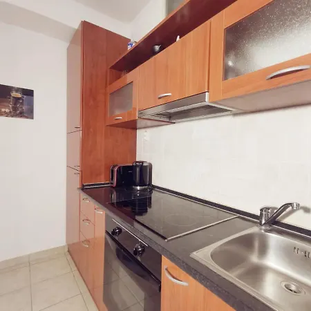One Bedroom In The Old Town Apartment *
